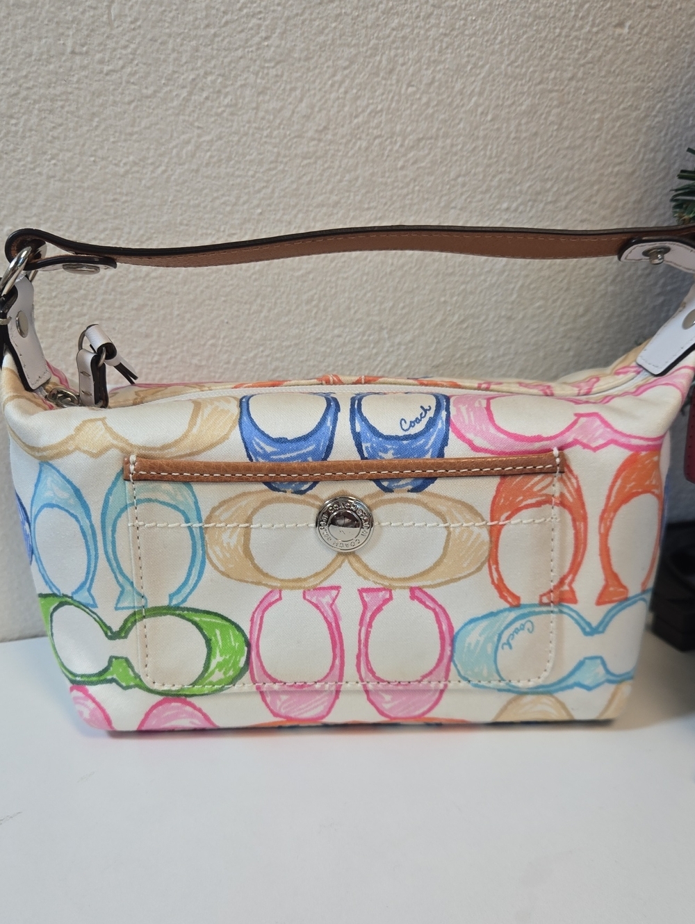 Coach Multicolor Signature Canvas Shoulder Bag